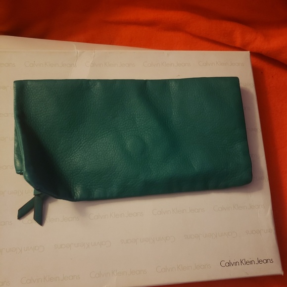 Old Navy Faux Leather Clutch - Picture 2 of 4